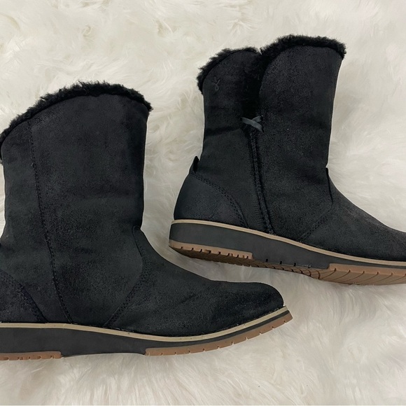 Emu Beach Lo Genuine Leather Suede Boots with Merino Wool Lining Size 7/38 - Picture 2 of 7